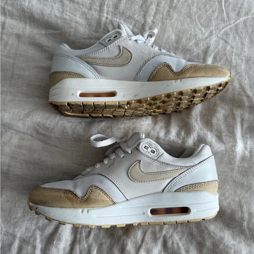 Nike Women's Air Max 1 Premium Sandrift Sneakers size 7 GUC - Picture 2 of 8